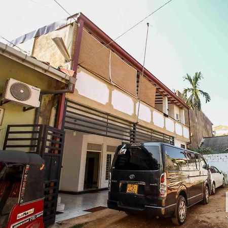 Yoho Regent Davidson Place Colombo Exterior photo